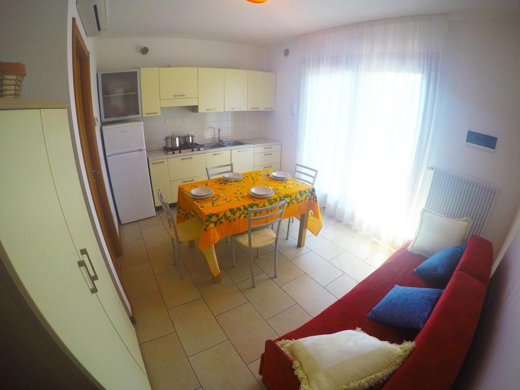 קאורלה Residence Le Piramidi מראה חיצוני תמונה