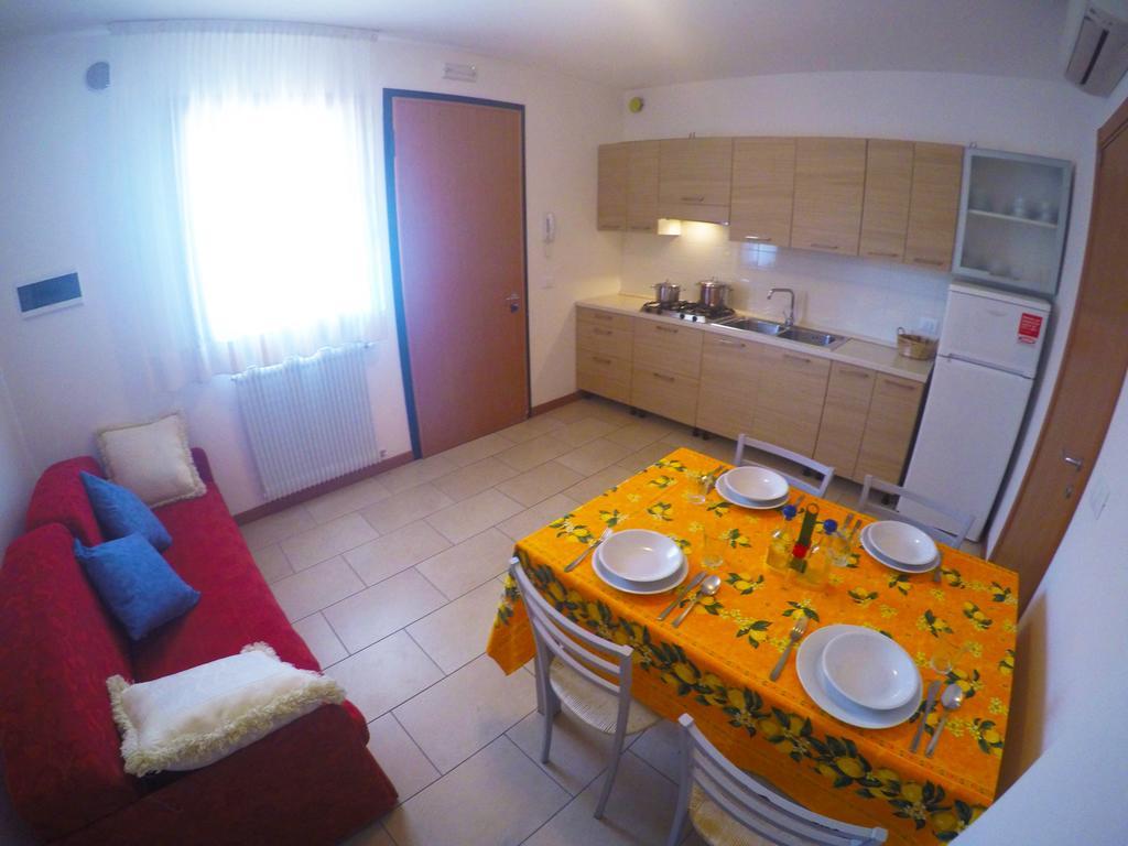 קאורלה Residence Le Piramidi מראה חיצוני תמונה