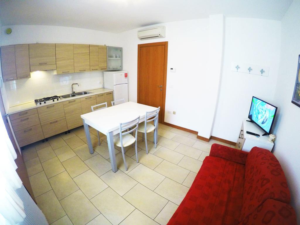 קאורלה Residence Le Piramidi מראה חיצוני תמונה