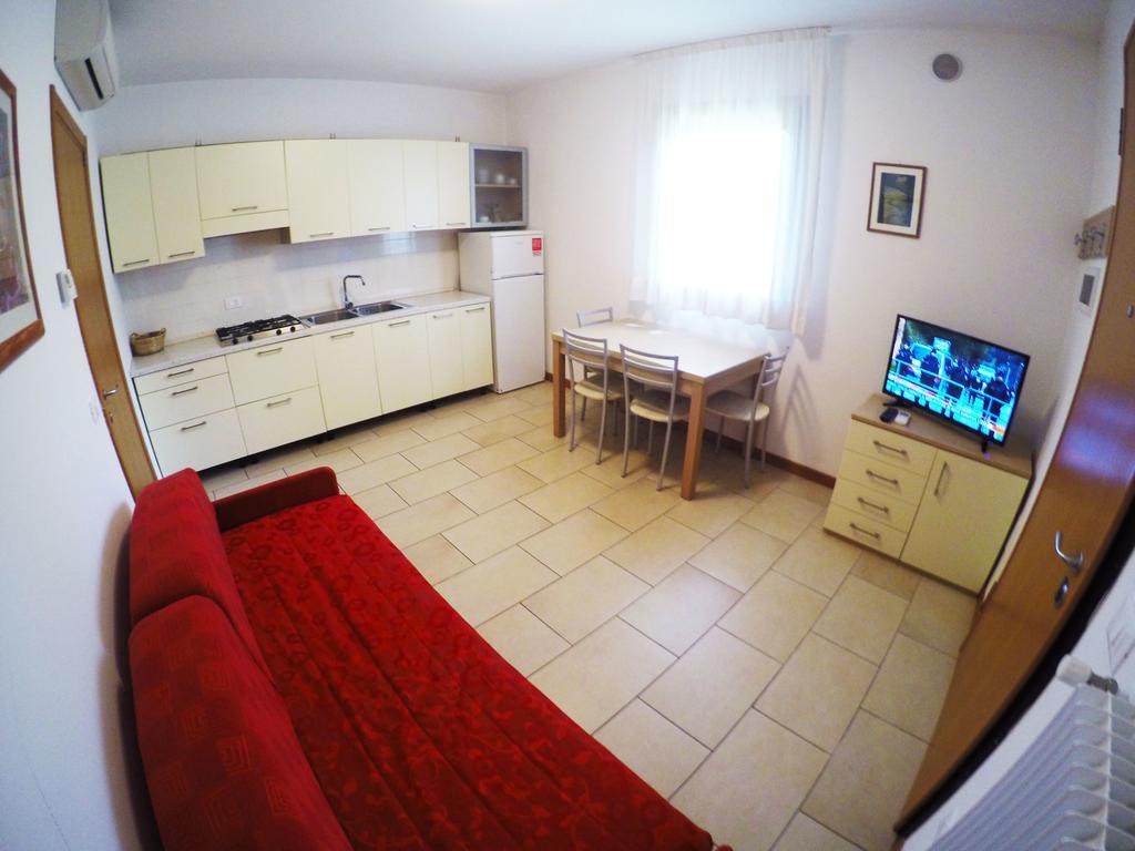 קאורלה Residence Le Piramidi מראה חיצוני תמונה